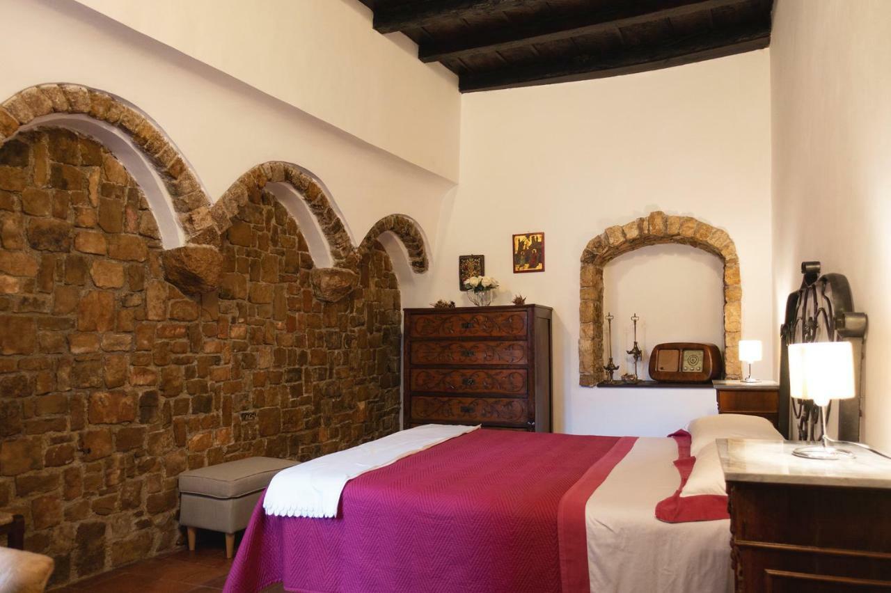 Aurora Medieval House Сермонета Екстериор снимка